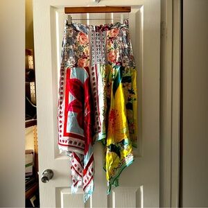 FARM Rio Azalea Mix Midi skirt 
Size Medium